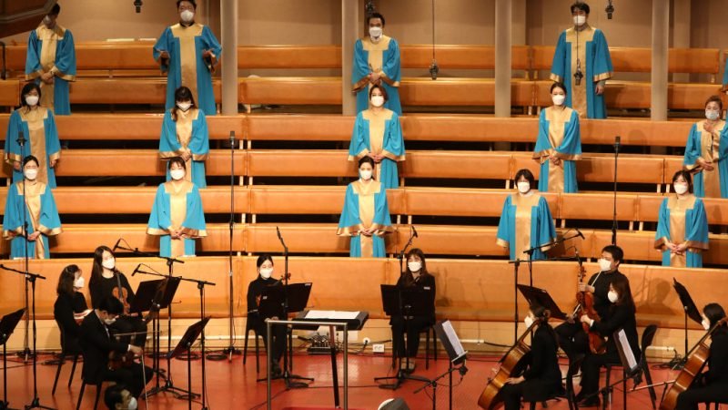 Ansteckung durch Aerosole: Abstand und Händedesinfektion scheinen nicht auszureichen